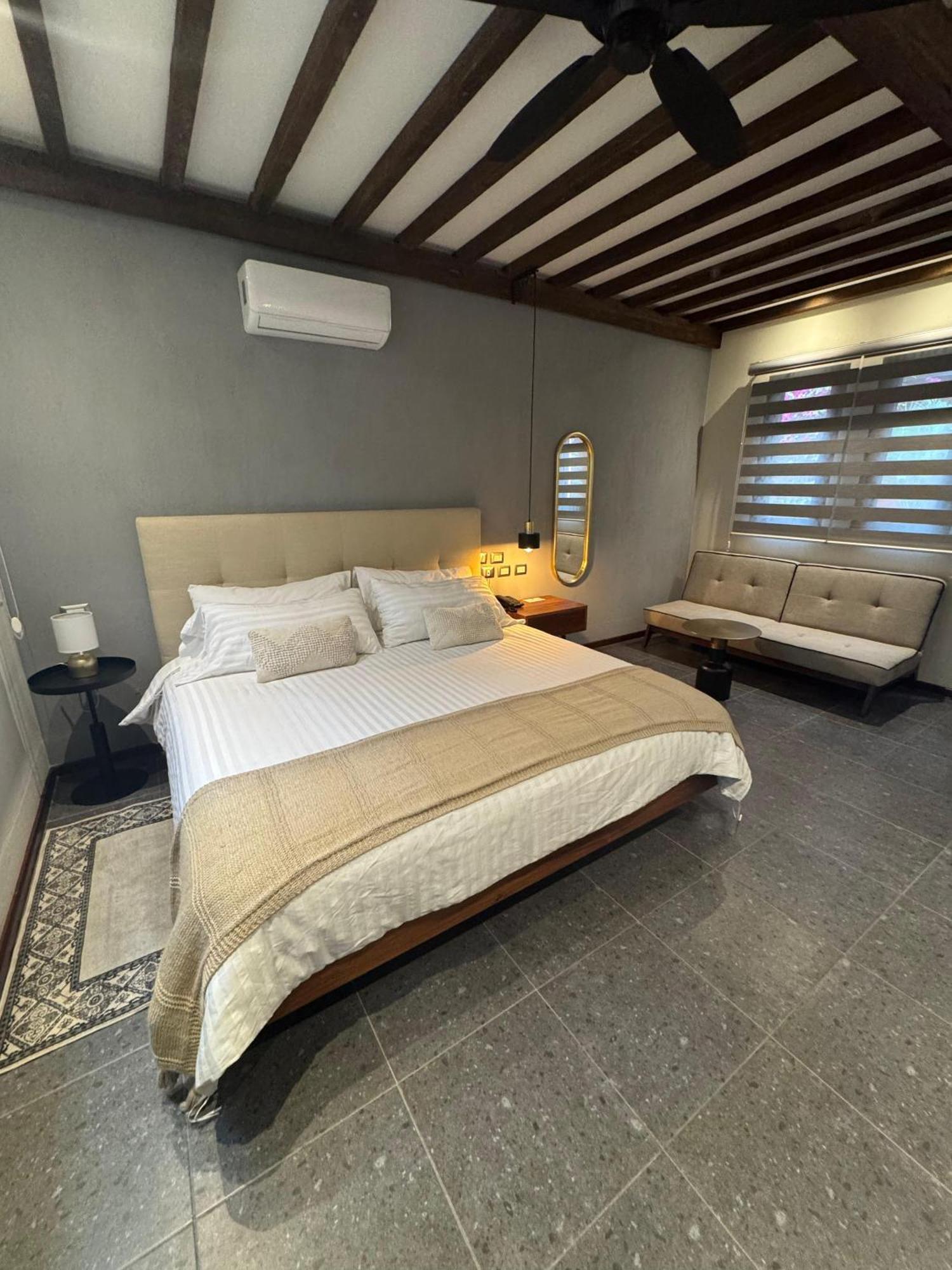 Hotel Arista 1026 圣路易斯波托西 外观 照片