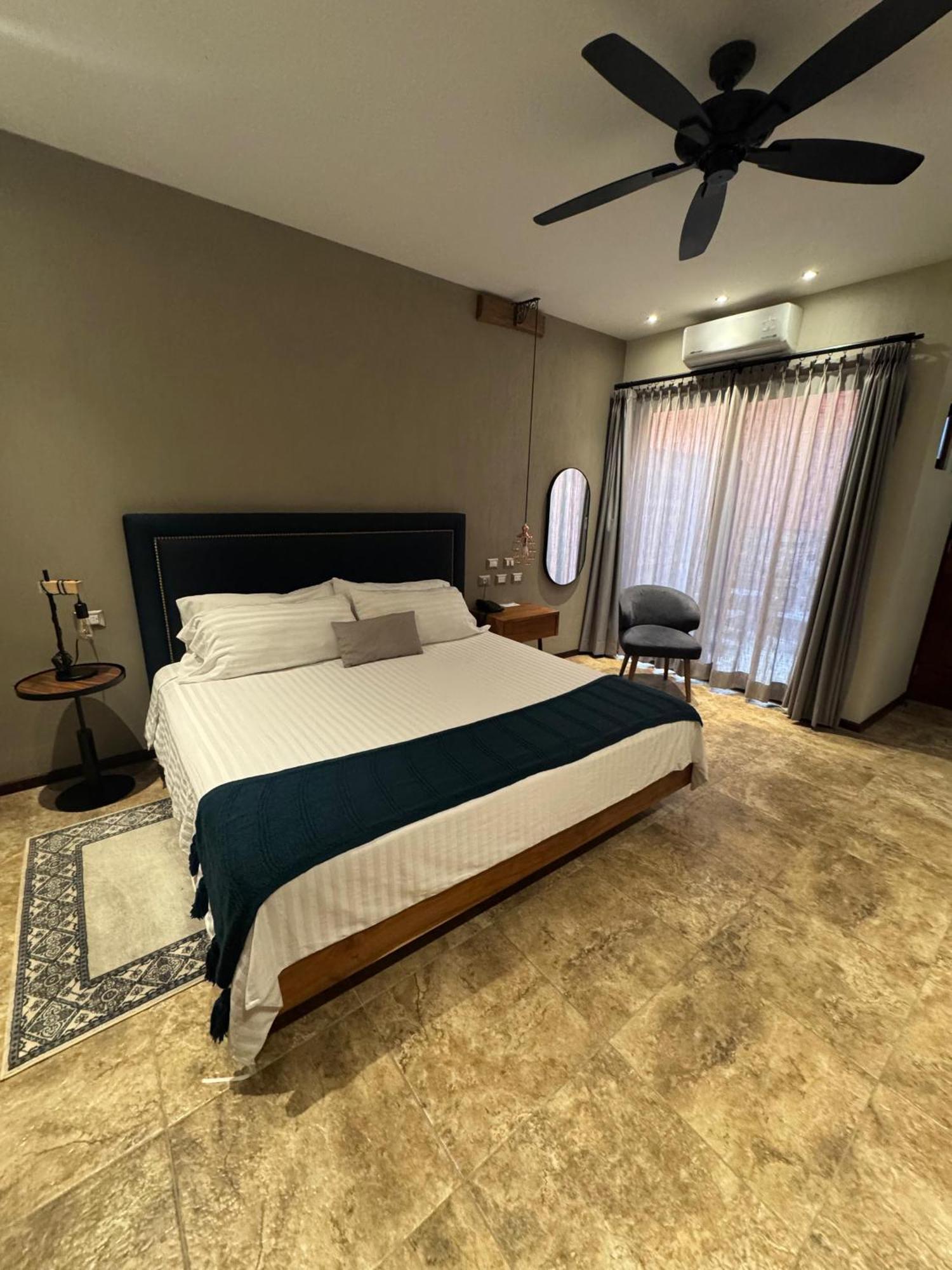 Hotel Arista 1026 圣路易斯波托西 外观 照片